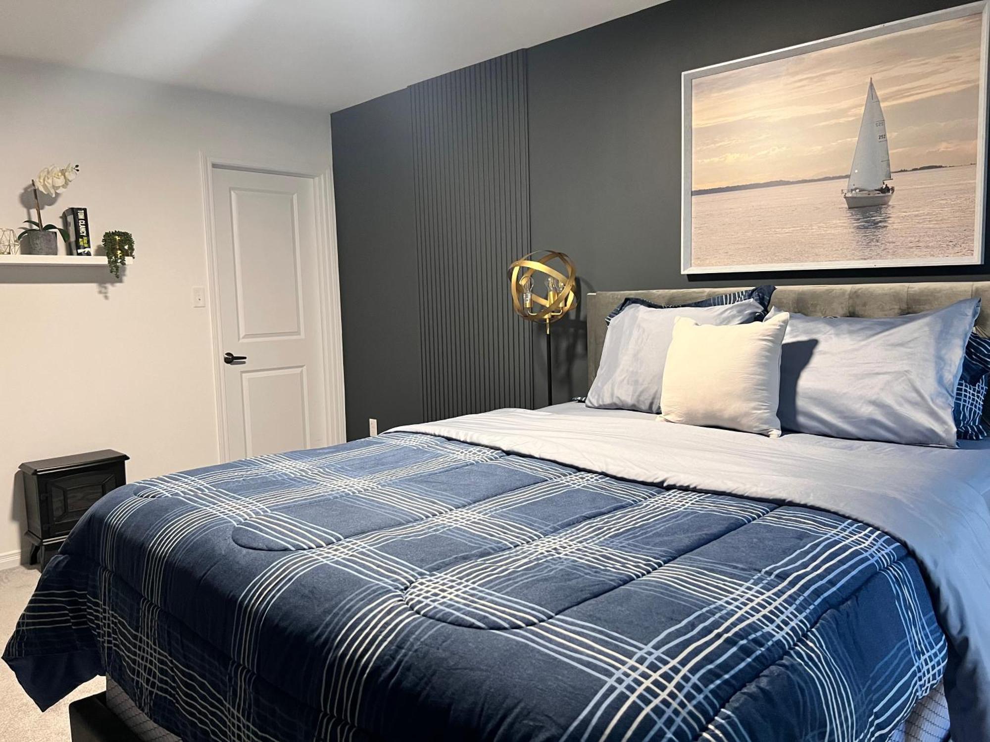 Spacious 4-Bedroom Home, Comfortably Sleeps 10 Barrie Exteriér fotografie